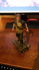 Infamous 2 Cole McGrath statue