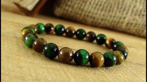 Jade and tiger eye beads bracelets