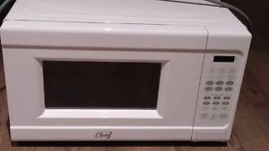 Master Chef Countertop Microwave