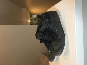 Men's black box fresh shoes size 9.5