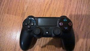 PS4 DualShock 4 Controller (Black)