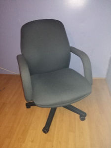 Steno chair...good shape...