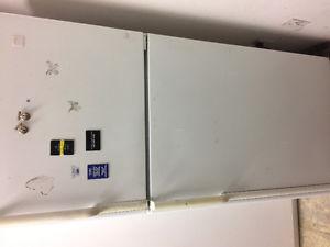 Stove fridge washer n dryer