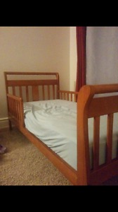 Toddler bed