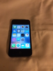 Unlock iPhone 4s available great condition available