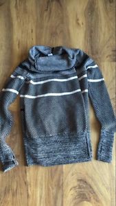 Wanted: Ivivva Size 10 Wrap Sweater -$35