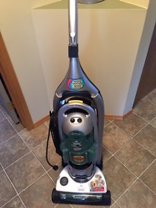 Bissell Lift Off Revolution Pet Vacuum For Sale