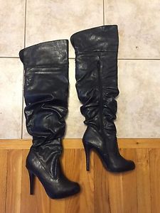 Boots size 36