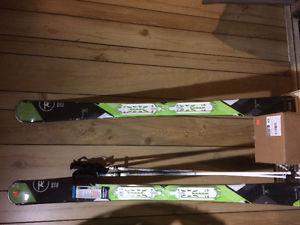 Brand new Rosinnal skis for approx 13 yr old