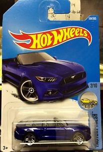 Hot Wheels  Ford Mustang GT Convertible 1:64