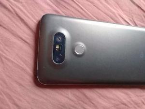 LG G5 (like new)