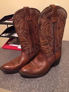 Men's Cowboy boots size 10