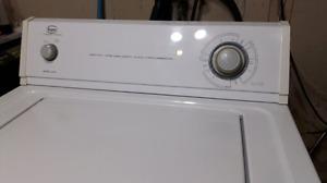 Nice Roper by Whirlpool washer