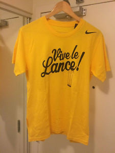 Nike T shirt Vive Le Lance Size S Yellow New With Tag