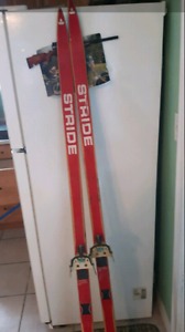 Pair of stride skis 50$ obo