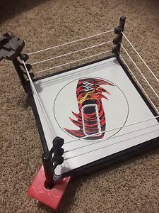 Spinning WWE wrestling ring