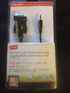Vga cable with audio
