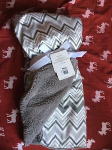 2 New baby blankets