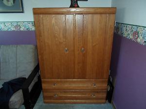 Armoire for clothing