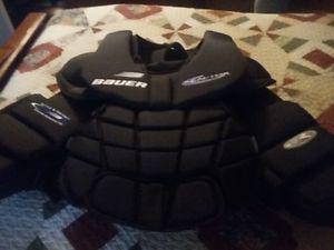 Bauer reactor chest protector. new medium chest 