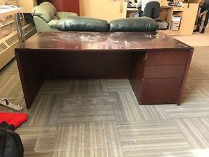 FREE Desk to Giveaway ASAP