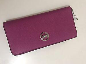 Micheal Kors wallet