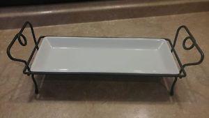 New Pampered Chef Tray and Holder.