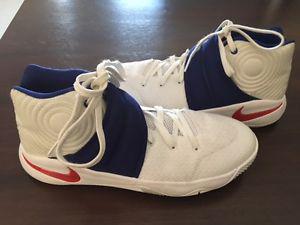 Nike Kyrie Basketball shoes - Size 7Y - Like New!