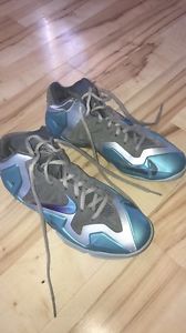 Nike Lebron's Size 6Y