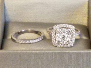STUNNING DIAMOND ENGAGMENT/WEDDING BAND SET