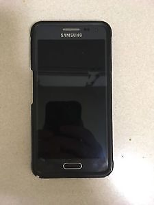 Samsung Alpha Perfect Condition with Case