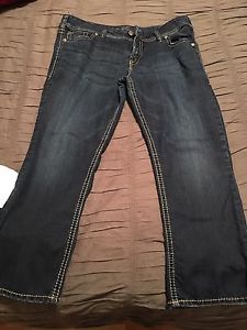 Silver jeans capri