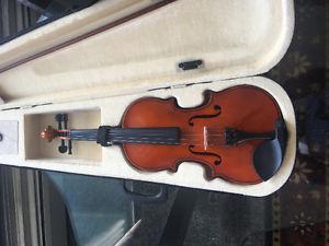 TMS Full size violin