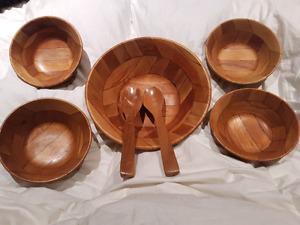 Vintage Woodcrest Wooden Bowl Set