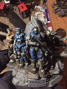 Wanted: Halo: Reach statue