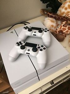 White 500GB PS4