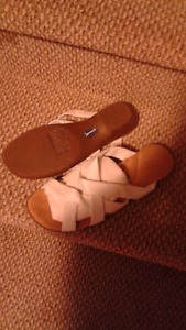 White Dr.Scholl's Sandal