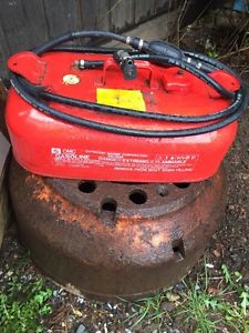 2 gallon OMC gas tank with hose,,,,