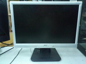 ACER 19" MONITOR