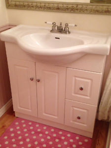 Bathroom Sink & Cabinet (Taps Not Included)
