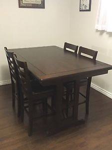 Beautiful solid bar height table and chairs
