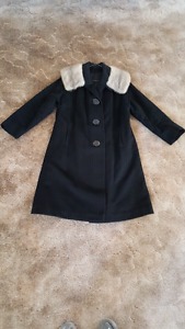 Black wool coat with mink collar