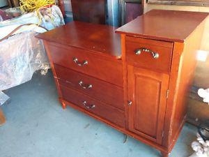 Cherry 4-Drawer Dresser Cabinet