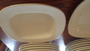 Large plates and soup bowls