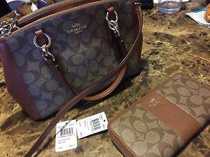 Like new condition Coach purse and wallet