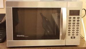 MICROWAVE OVEN ON SALE