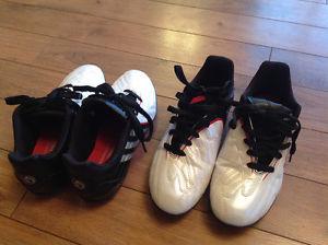 New Kids ADIDAS Traxion Football/Soccer Shoes