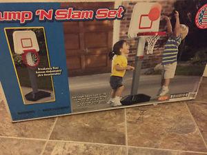 New basketball basket play for kids