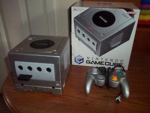 Selling gamecube great condition 2 controllers and game