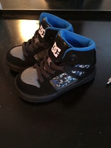 Size 5 Toddler DC Shoes
